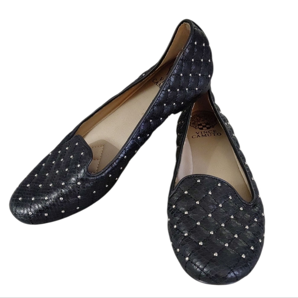 Vince Camuto Silver and Black Flats with Sleek Design